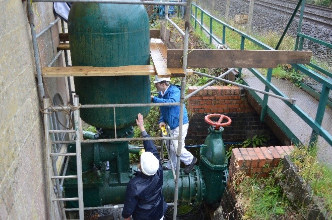 Inspecting Pressure Vessel